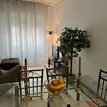 Very Nice Apartament. City Center. Private Parking
