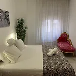 Very Nice Apartament. City Center. Private Parking