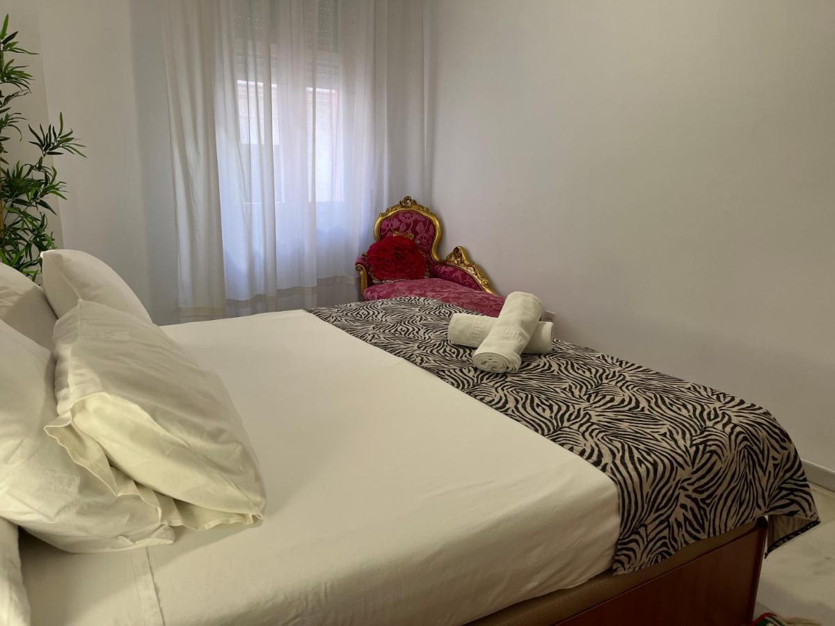 Appartement Very Apartament. Center. Private Parking