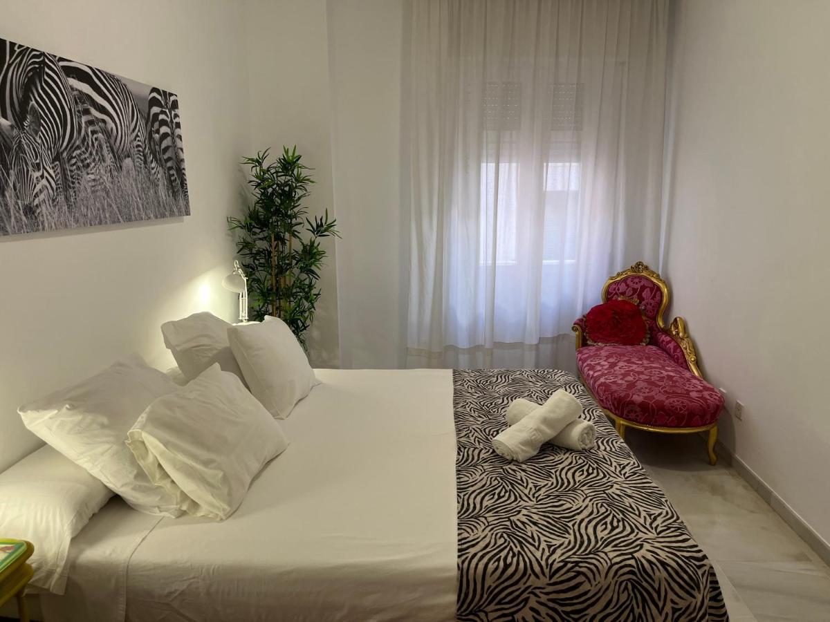 Very Apartament. Center. Private Parking *